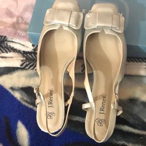 J.Renee’ silver small heel sz 10.5 m
